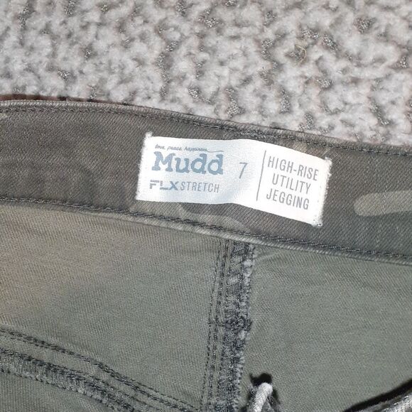 Mudd Camouflage High Rise Utility Jeggings SIZE 7 - Picture 3 of 5